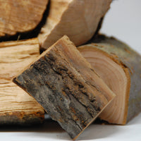 Apfel Grill-Holz - die (saubere) Alternative zu Kohle oder Briketts
